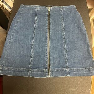 Urban Outfitters BDG zip front blue jean skirt.